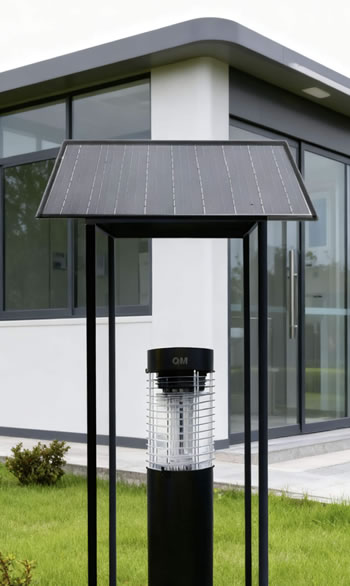 私人農地,臨時貨櫃屋旁使用太陽能滅蚊燈MP5